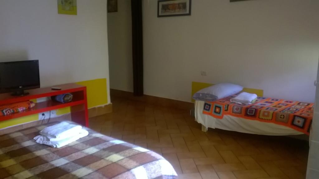 Colonna Home Firenze Szoba fotó